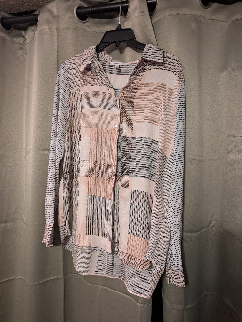 Rose + Olive Pink Patterned Women's Button-Up Top